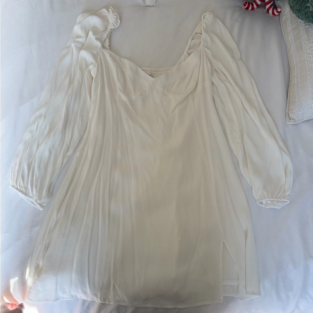 Wilfred Cream Blouse with Elegant Design